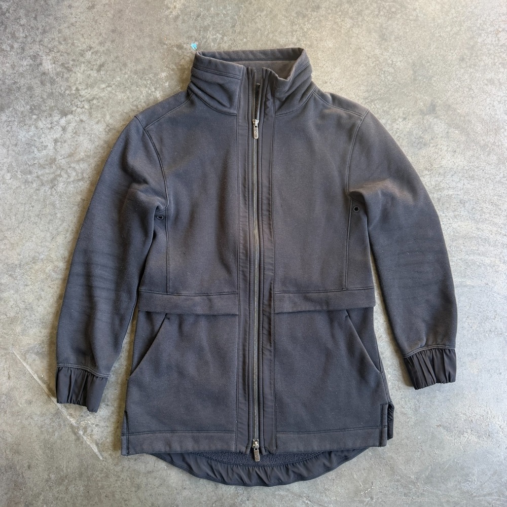 Lululemon Jacket Womens 4 Black Full Zip Light As Warmth Running Gym Outdoor